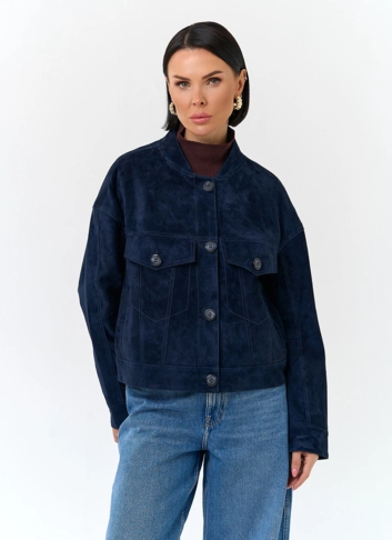 Женская куртка из натуральной замши синего цвета