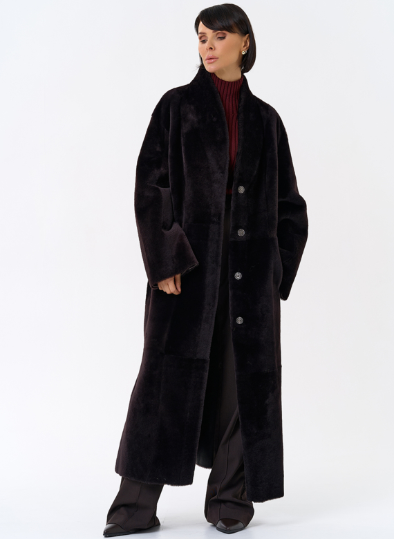 Женская двухсторонняя дубленка с декоративным поясом