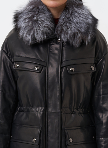 Кожаный пуховик с мехом