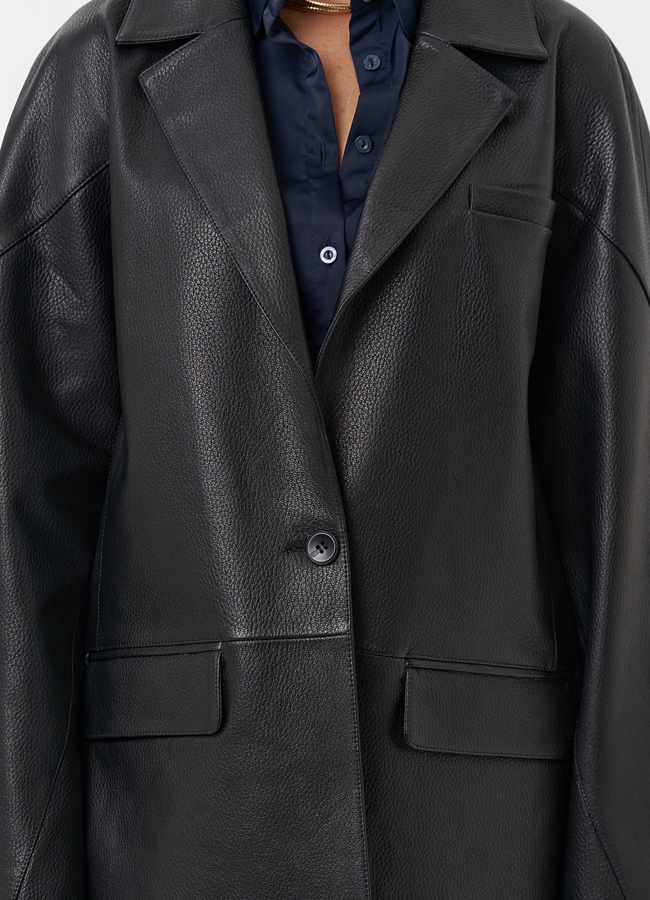 Жакет из натуральной кожи черного цвета модель № 30628 универмаг малина