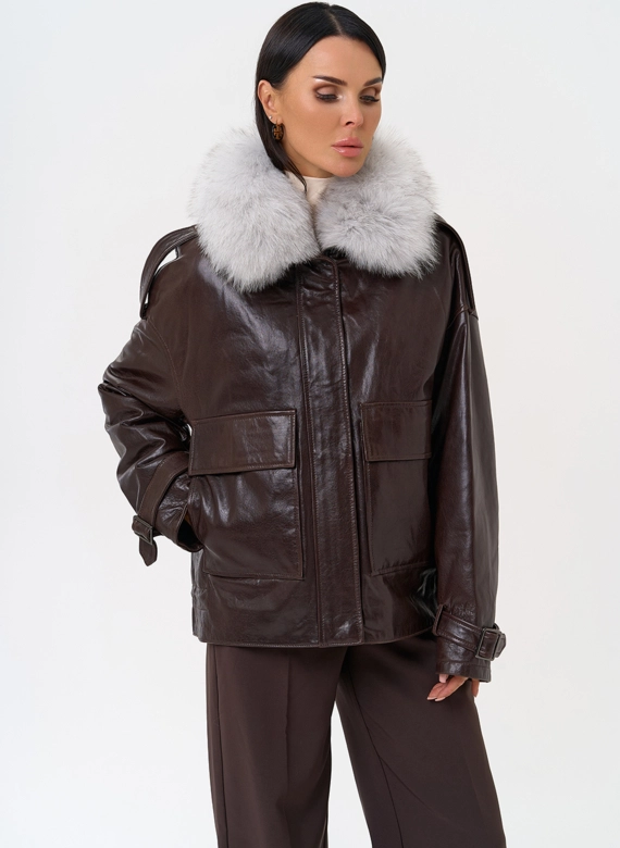 Короткий пуховик из натуральной кожи фото