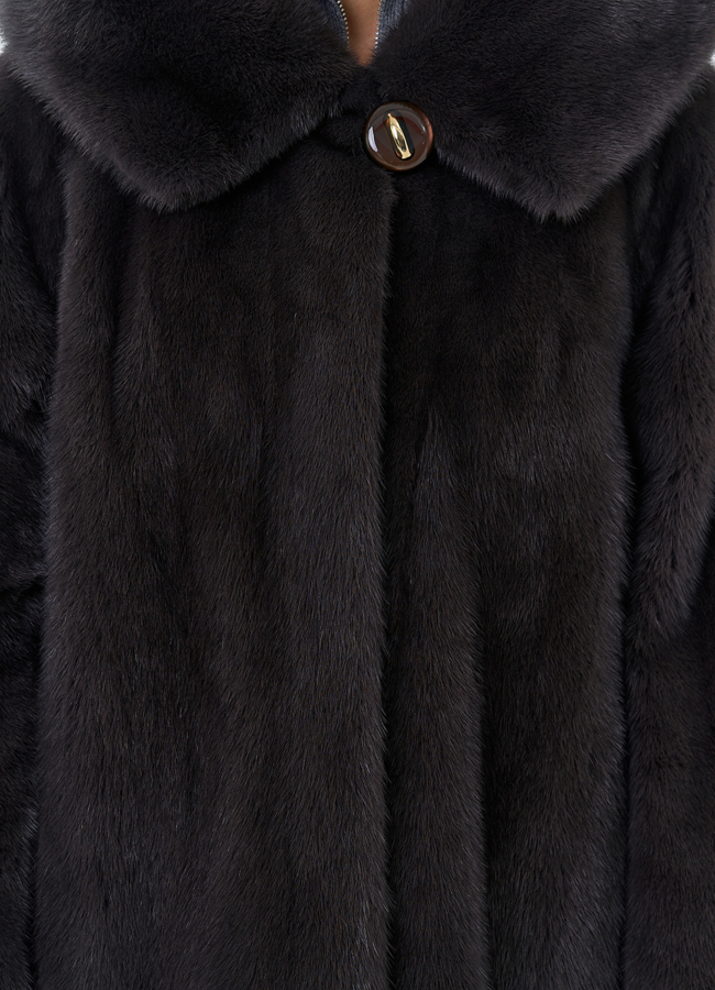 Женская шуба из норки силуэта баллон с капюшоном модель № 24752 универмаг малина