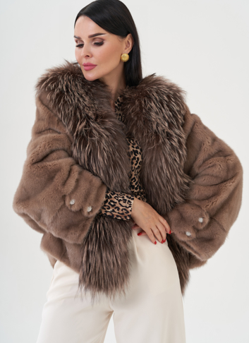 Куртка из норки с отделкой из меха чернобурки 