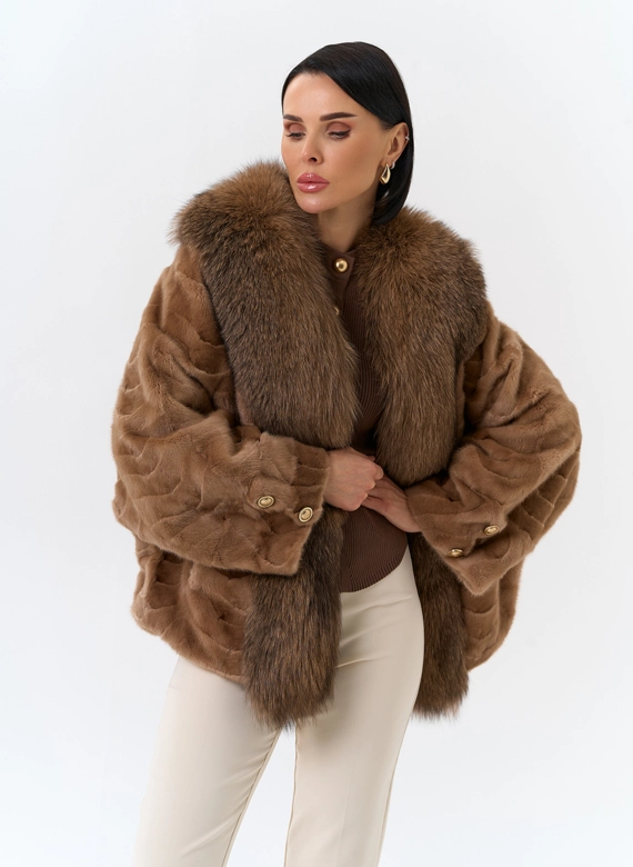 Шуба из норки с отделкой из меха лисы фото