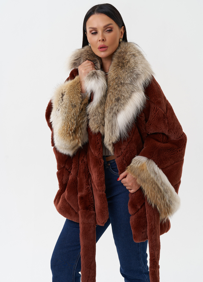 Шуба из кролика с отделкой из меха койота модель № 28904 универмаг малина