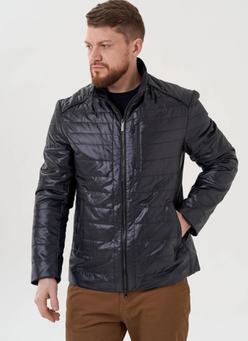 Куртка мужская черного цвета  фото