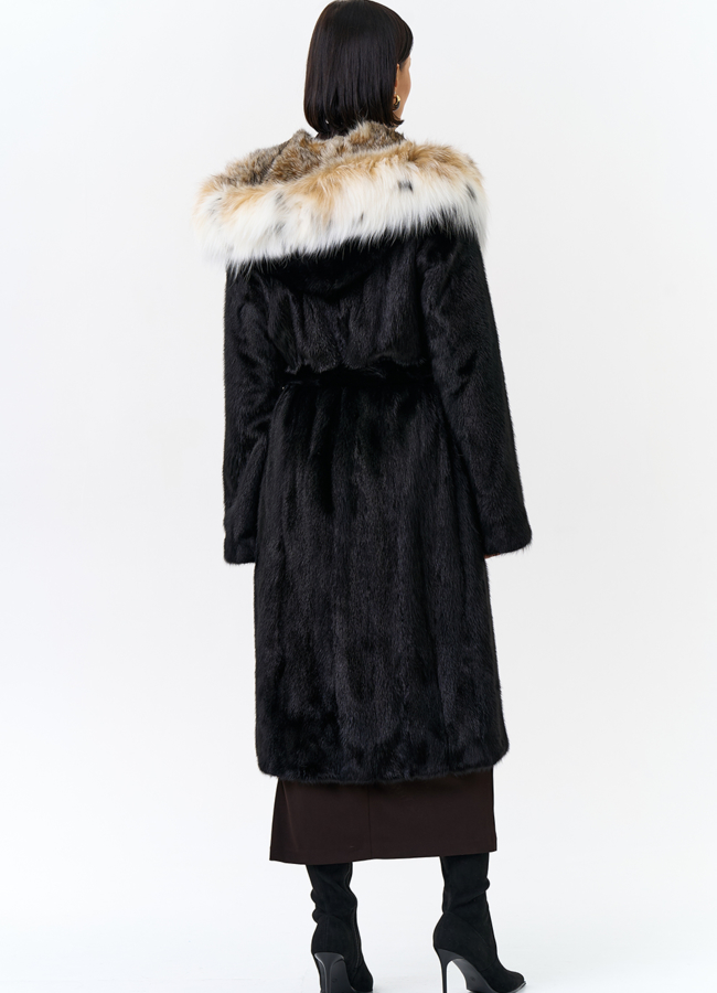 Норковая шуба с рысью в черном цвете модель № 25002 универмаг малина